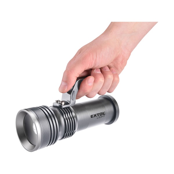 LED lámpa, CREE XPE, 300Lm, 3 funkció;  (teljes/fél fényerő,villogás) + Zoom, ALU ház, elem nélkül, IP54